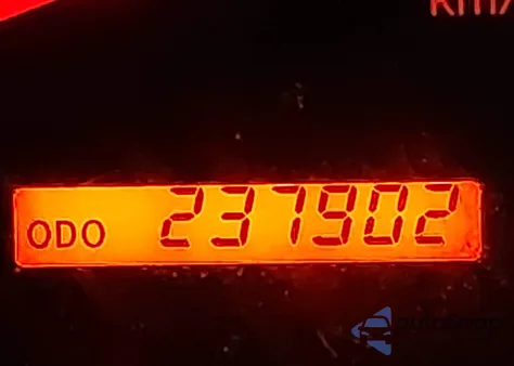 2010 Toyota Sequoia Sr5 4.6L V8 z USA, uszkodzony, nr VIN 5TDZM5G16AS001773